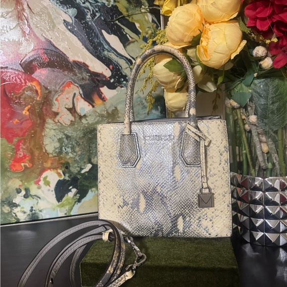 Michael Kors Handbags - Michael Kors Elegant Snakeskin Crossbody Handbag / NWOT